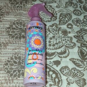 Amika Brooklyn Bombshell Spray
